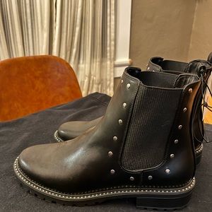 A New Day - Size 12 Chelsea Boots